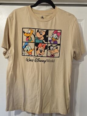 Disneyworld Mickey And Friends Tee
